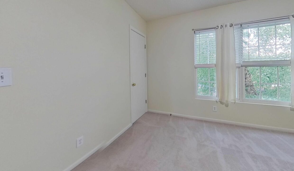 3906-Cameron-Run-Ln-Matthews-NC-28105-40