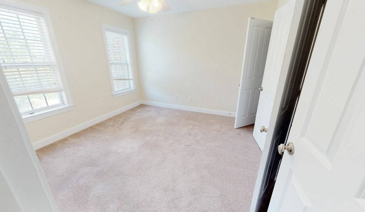 4820-Whitner-Dr-Wilmington-NC-28409-31