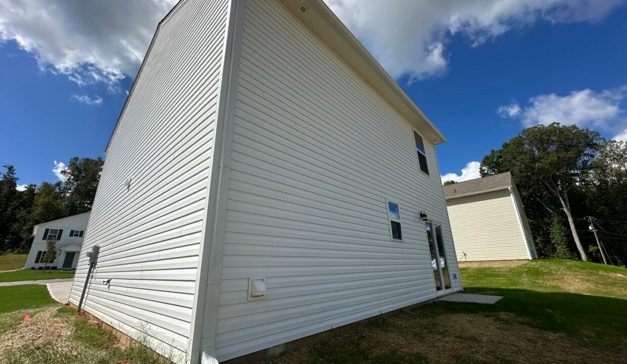 813-Smokey-Ridge-Rd-Asheboro-NC-27203-3