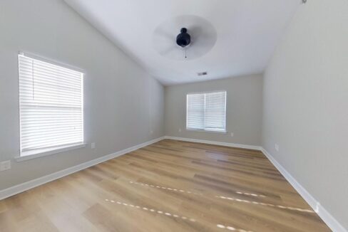 10526-Hill-Point-Ct-Charlotte-NC-28262-22