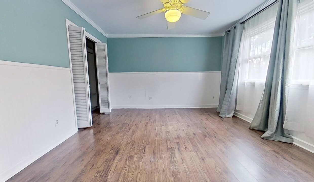 105-Red-Fox-Rd-Wilmington-NC-28409-12
