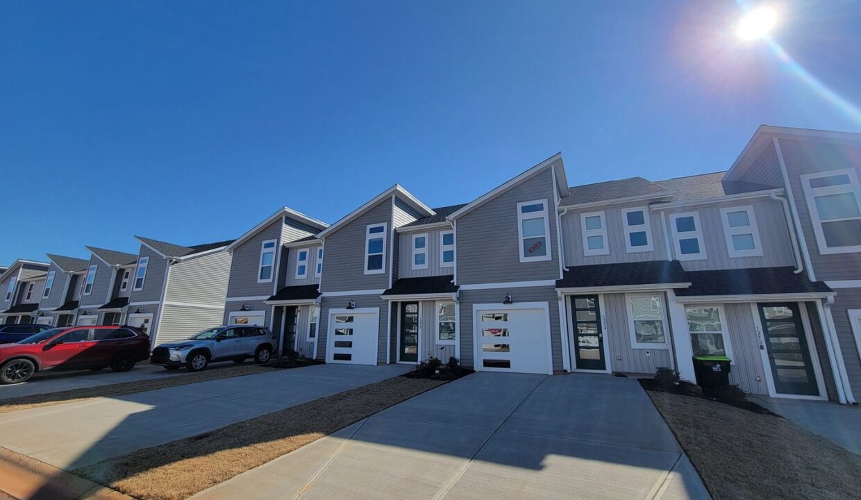 1258-Westgate-Village-Dr-Spartanburg-SC-29301-32