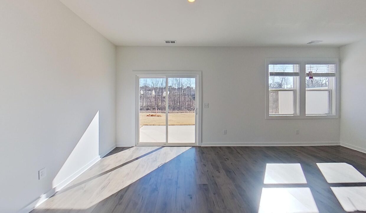 1258-Westgate-Village-Dr-Spartanburg-SC-29301-38
