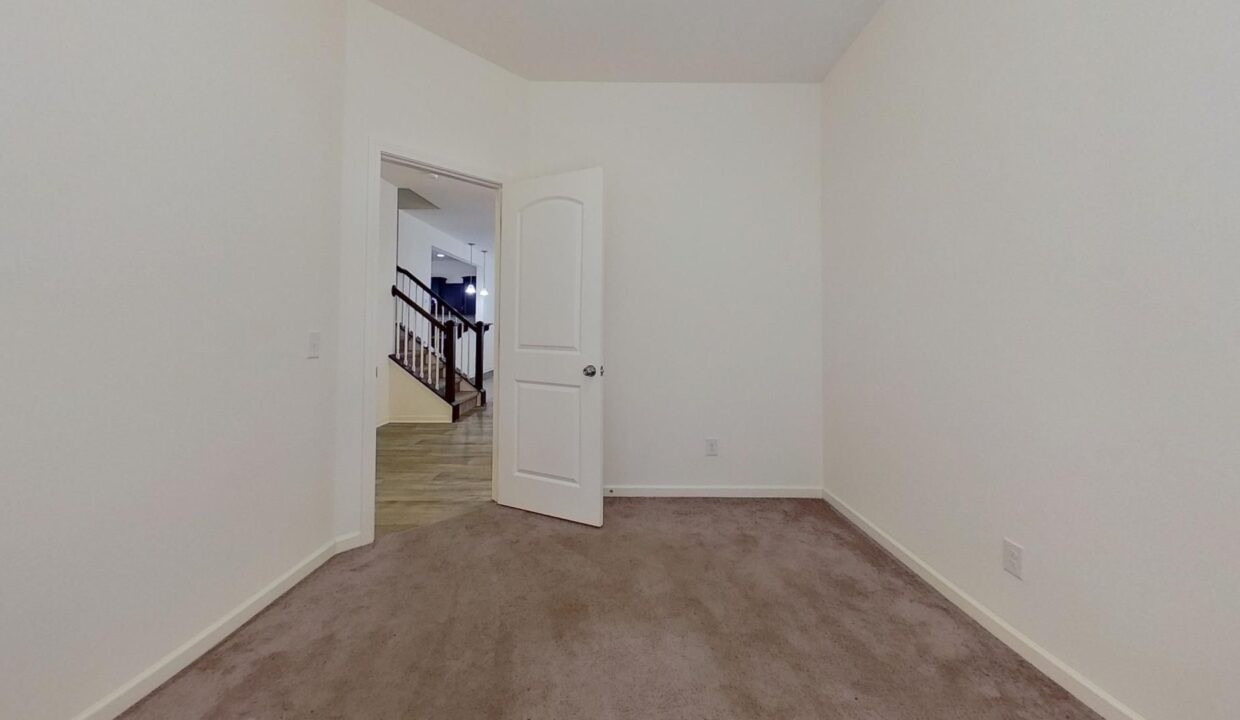4677-Wesmar-Ct-Pfafftown-NC-27040-35