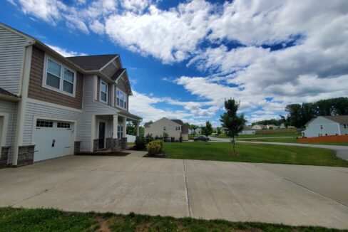 116-Summerfield-Ct-Advance-NC-27006-11
