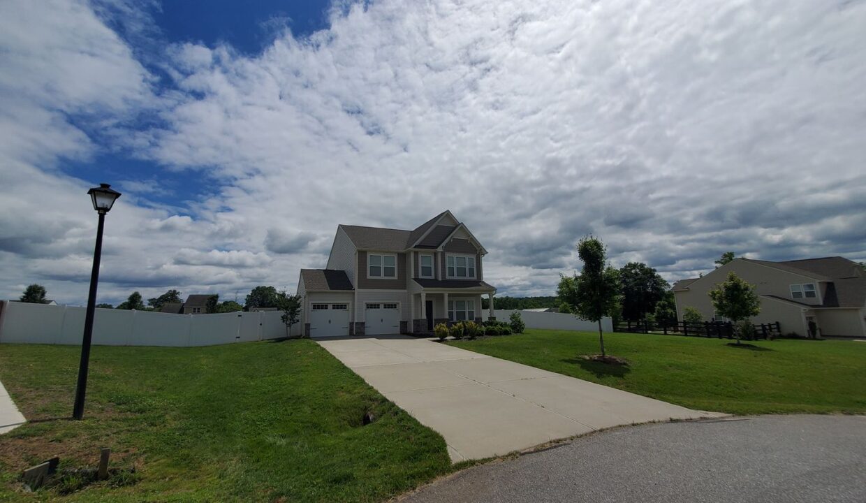 116-Summerfield-Ct-Advance-NC-27006-15