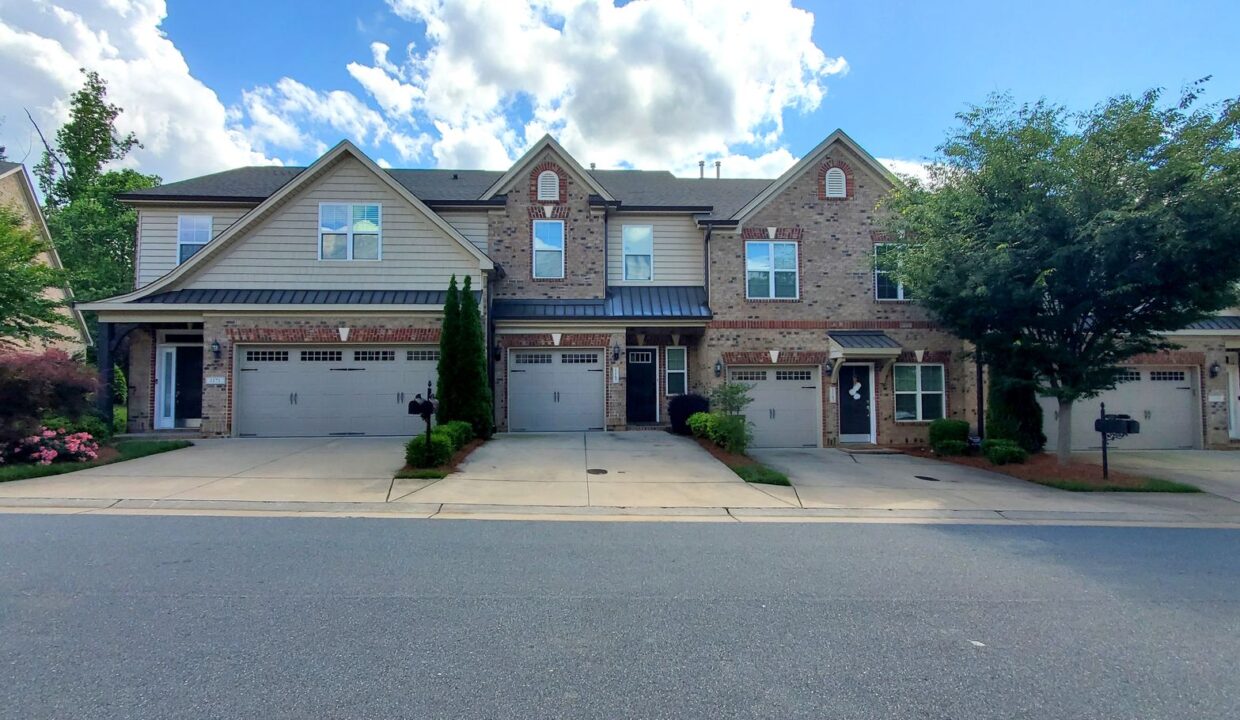 1167-Augustine-Heights-Dr-Winston-Salem-NC-27103-22
