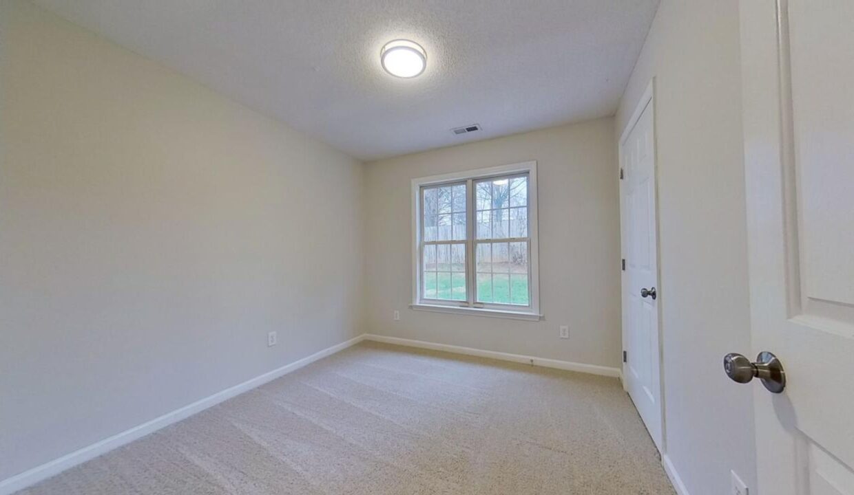 1829-Camden-Forest-Dr-Winston-Salem-NC-27127-18