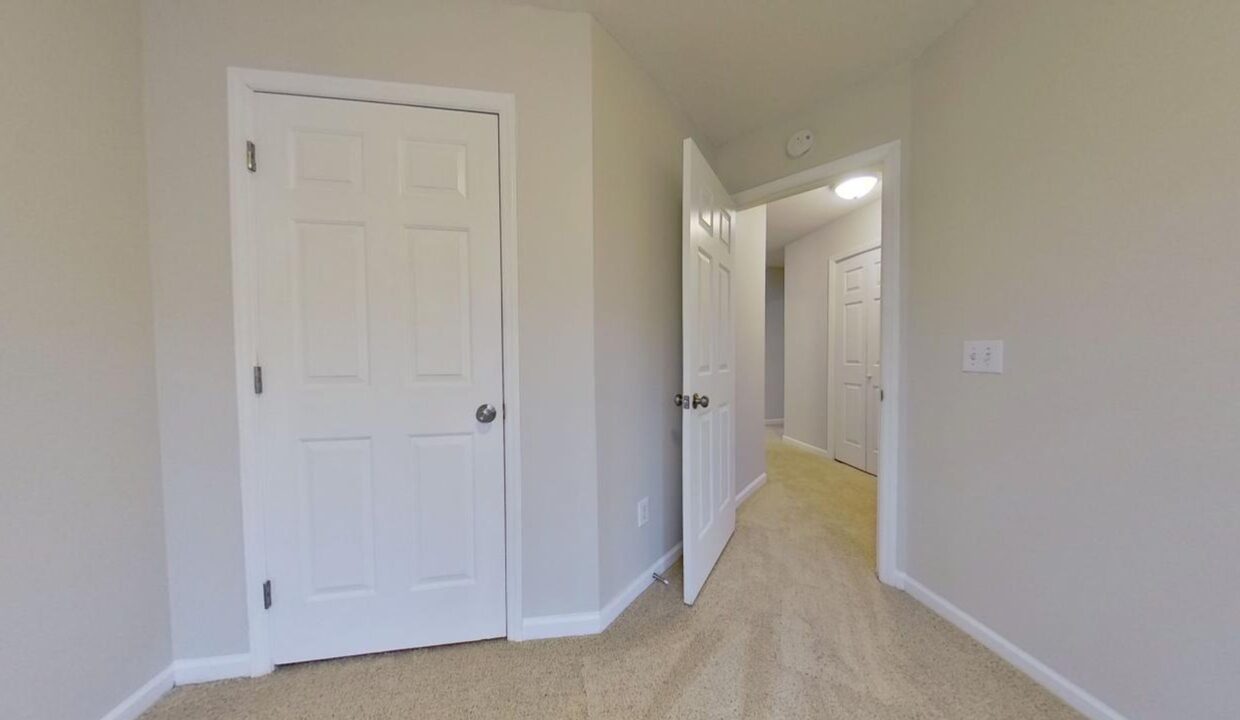 1829-Camden-Forest-Dr-Winston-Salem-NC-27127-21