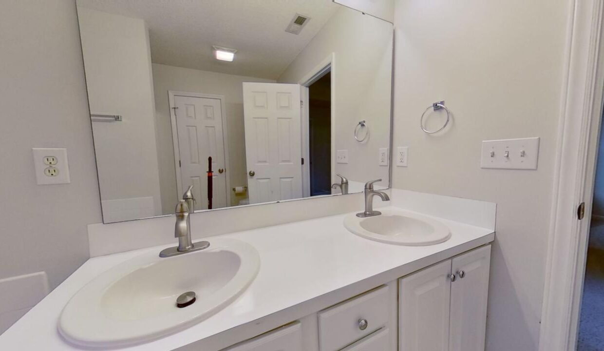 1829-Camden-Forest-Dr-Winston-Salem-NC-27127-26