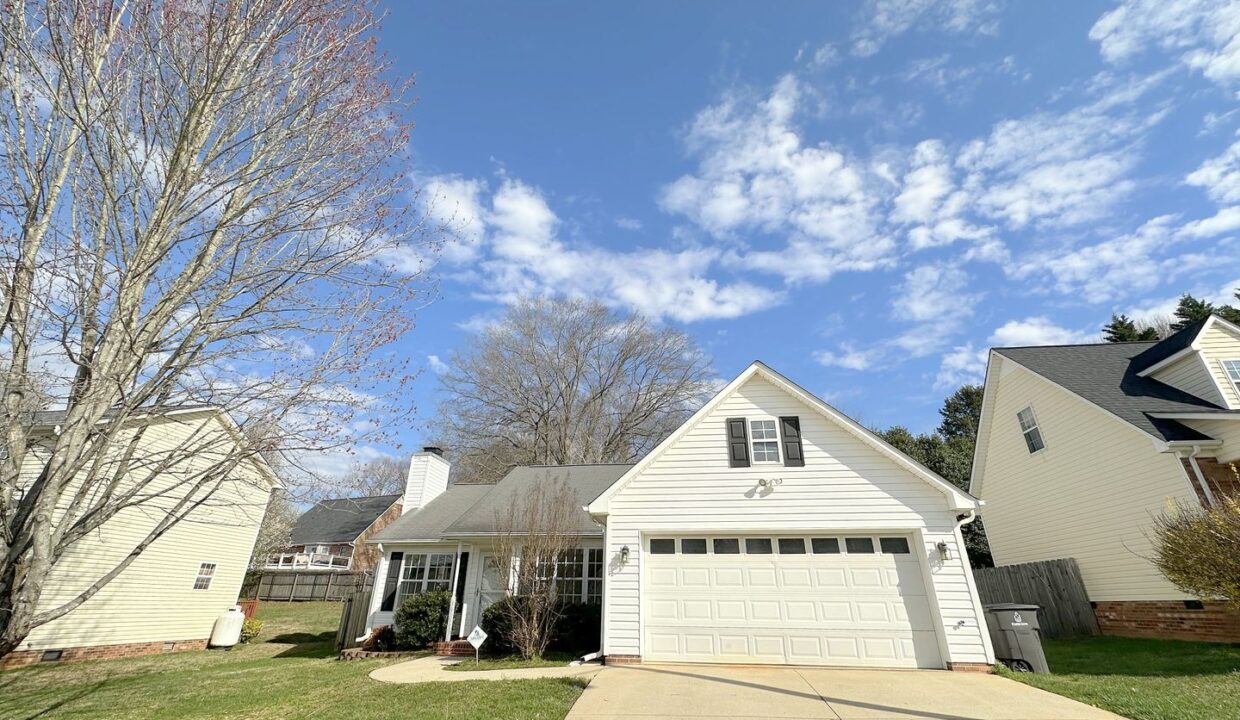 1829-Camden-Forest-Dr-Winston-Salem-NC-27127-27
