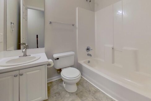 1829-Camden-Forest-Dr-Winston-Salem-NC-27127-33