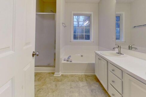 1829-Camden-Forest-Dr-Winston-Salem-NC-27127-34