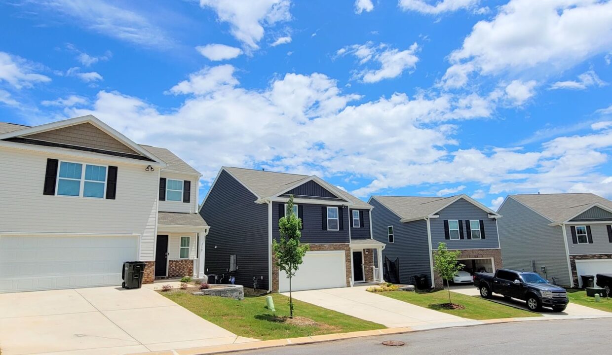 216-Elderberry-Ln-Easley-SC-29640-26