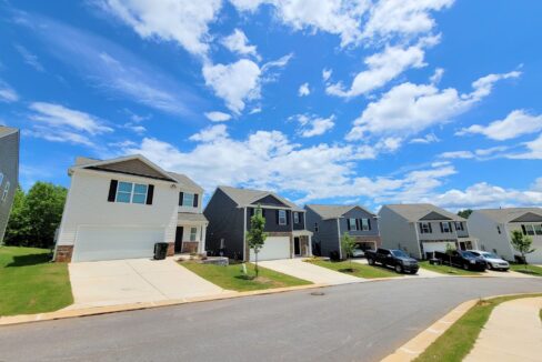 216-Elderberry-Ln-Easley-SC-29640-45