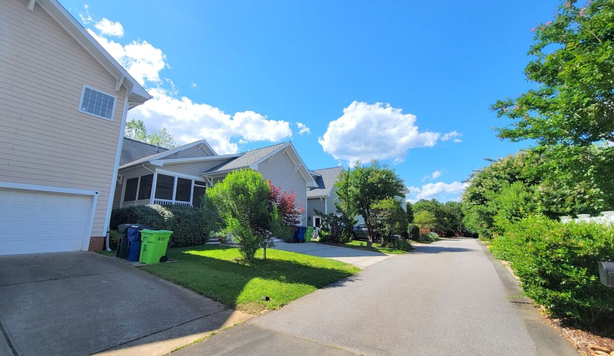 2210-Kira-Ln-Raleigh-NC-27614-27
