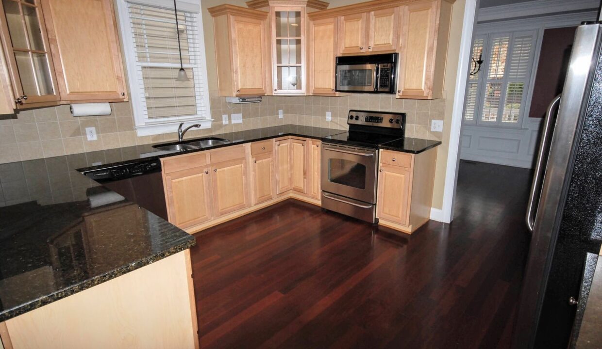 2210-Kira-Ln-Raleigh-NC-27614-4