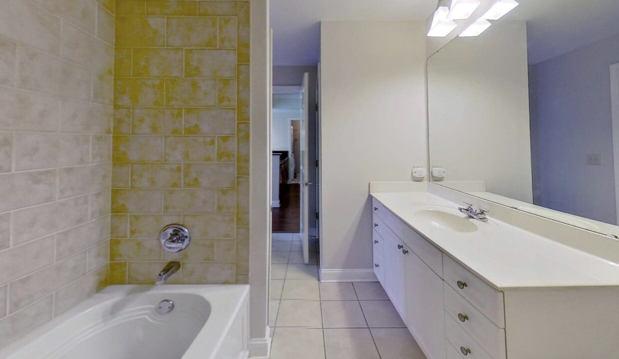 300-W-5th-St-809-Charlotte-NC-28202-18