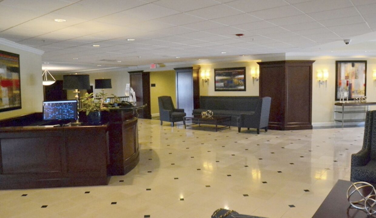 300-W-5th-St-809-Charlotte-NC-28202-25