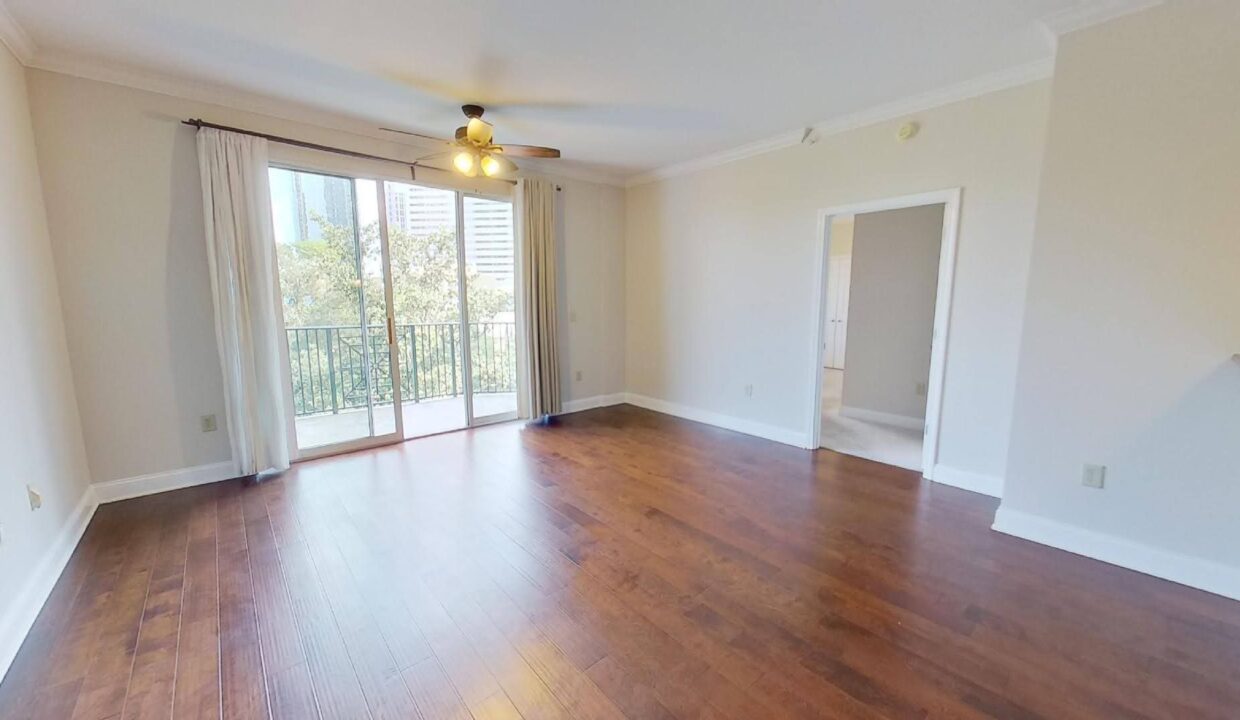 300-W-5th-St-809-Charlotte-NC-28202-4