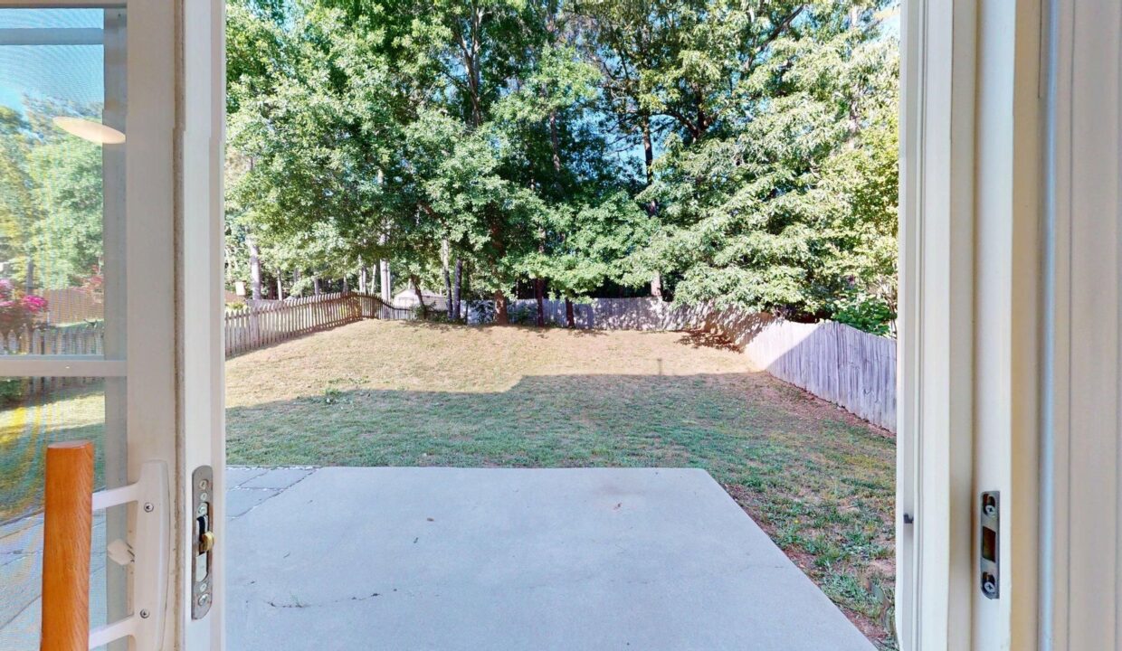 308-Arbor-Crest-Rd-Holly-Springs-NC-27540-23