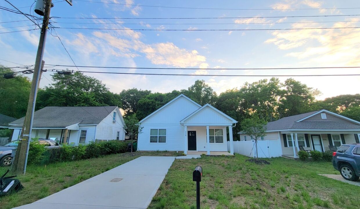324-Houston-St-Charlotte-NC-28214-10