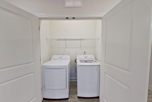 324-Houston-St-Charlotte-NC-28214-13