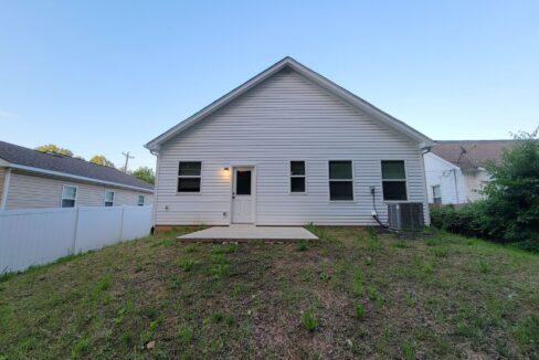 324-Houston-St-Charlotte-NC-28214-20