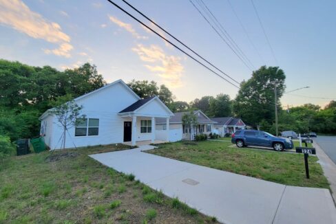 324-Houston-St-Charlotte-NC-28214-25