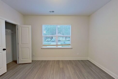 324-Houston-St-Charlotte-NC-28214-26