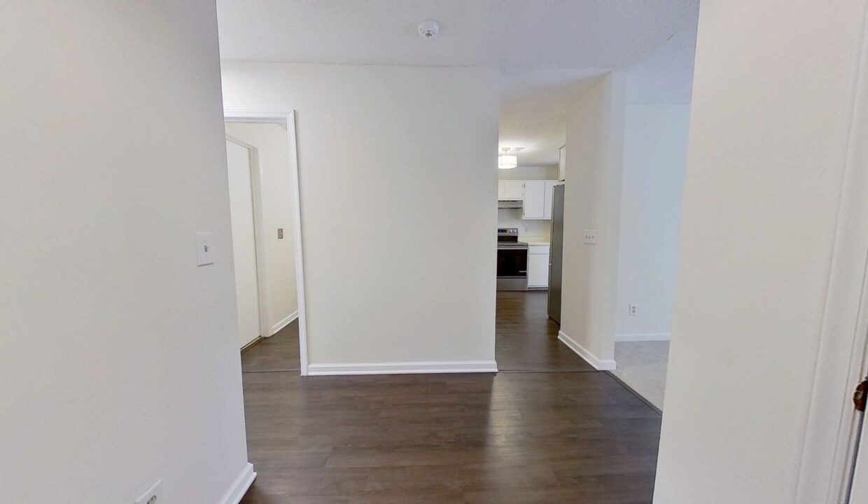 4219-Edith-Ln-C-Greensboro-NC-27409-11