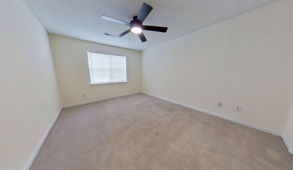 4219-Edith-Ln-C-Greensboro-NC-27409-13