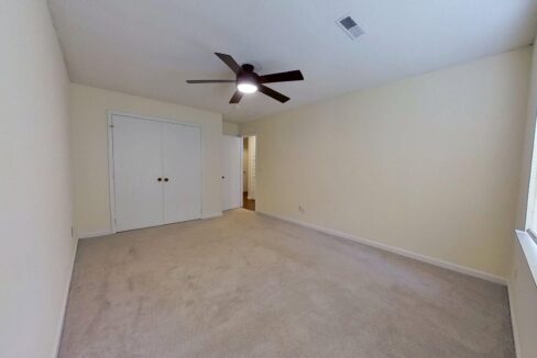 4219-Edith-Ln-C-Greensboro-NC-27409-23
