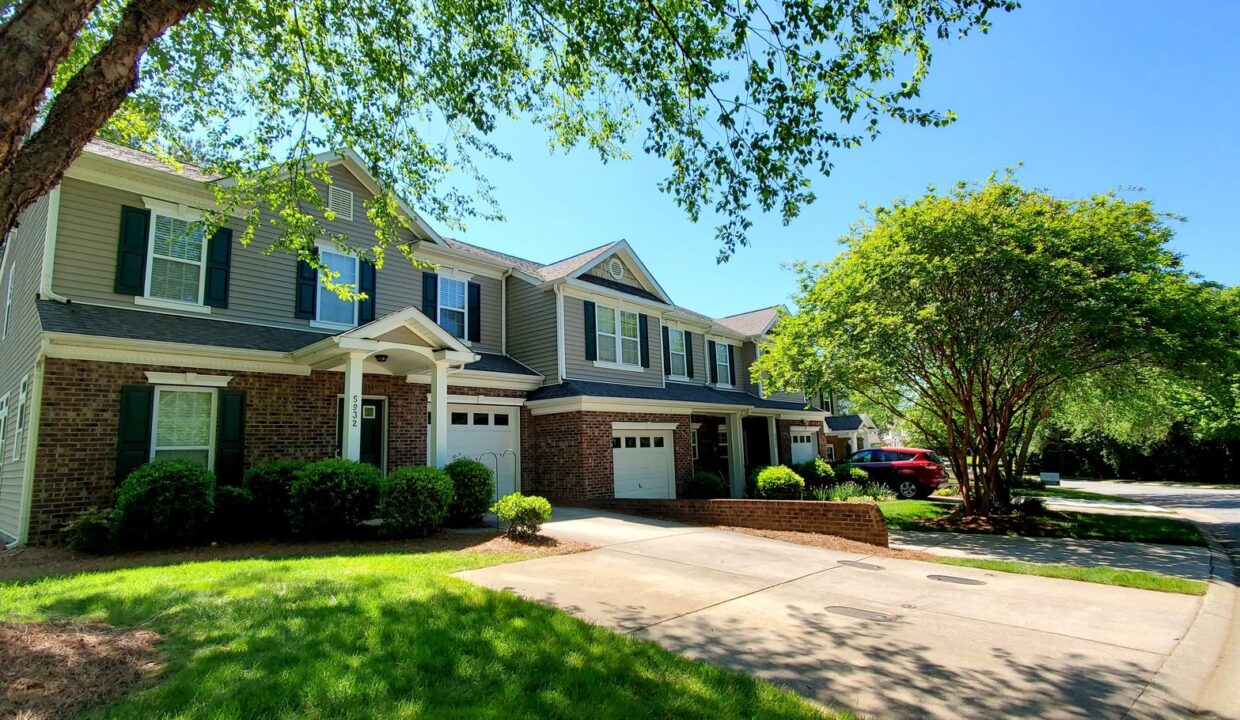 5932-Hollow-Wood-Ct-Winston-Salem-NC-27104-9