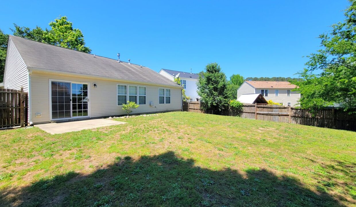 6032-Saybrooke-Dr-Raleigh-NC-27604-10
