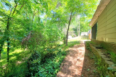 6524-Keystone-Dr.-Raleigh-NC-27612-17