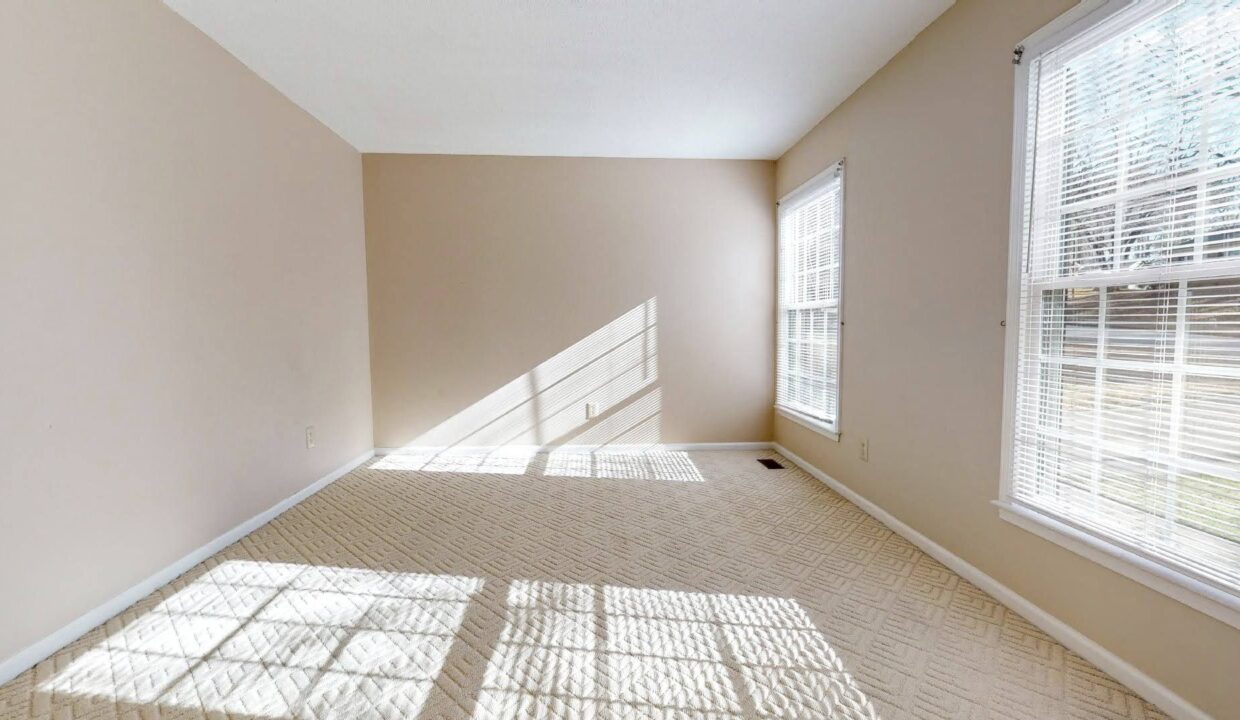6524-Keystone-Dr.-Raleigh-NC-27612-22