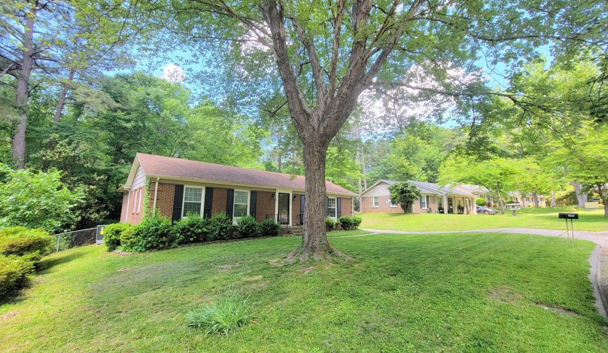 6524-Keystone-Dr.-Raleigh-NC-27612-23