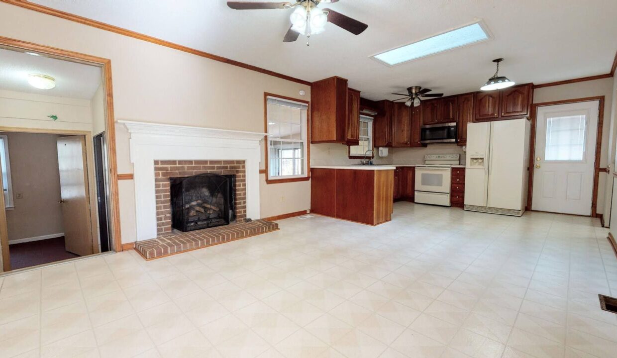 6524-Keystone-Dr.-Raleigh-NC-27612-24