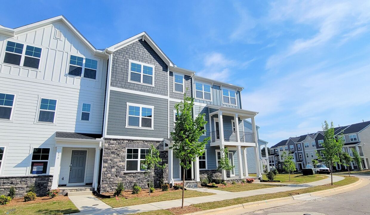 828-Basswood-Glen-Trl-Knightdale-NC-27545-24