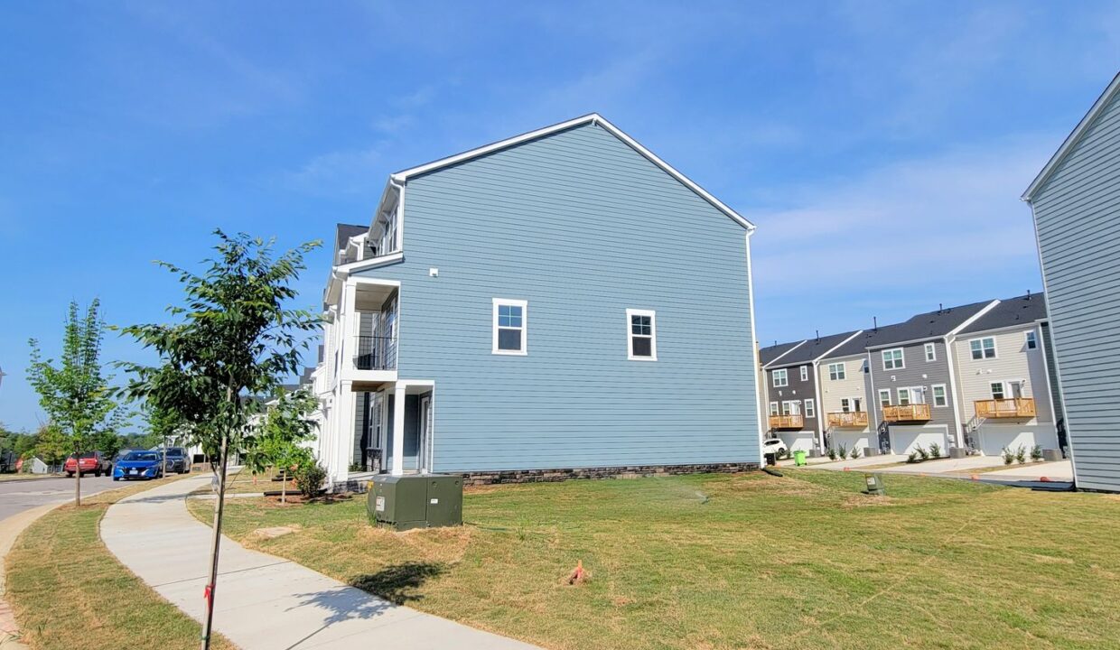 828-Basswood-Glen-Trl-Knightdale-NC-27545-5