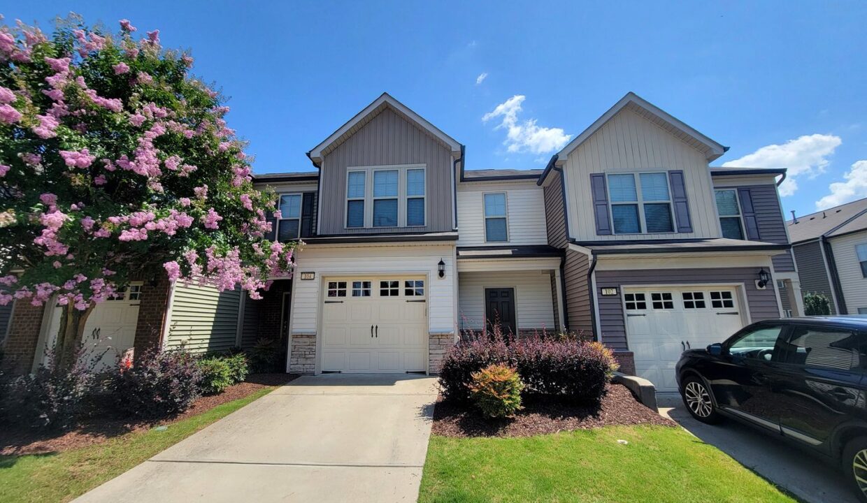 104-Brier-Crossings-Loop-Durham-NC-27703-29
