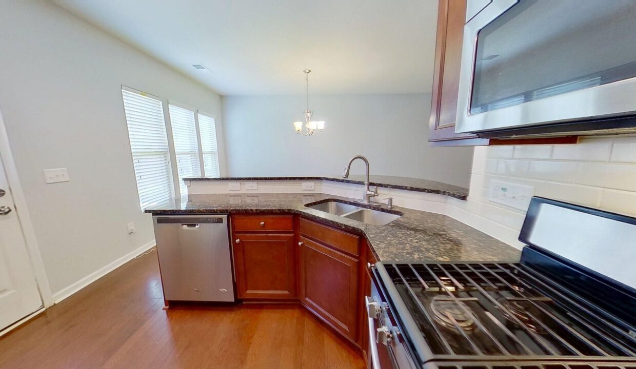 104-Brier-Crossings-Loop-Durham-NC-27703-7