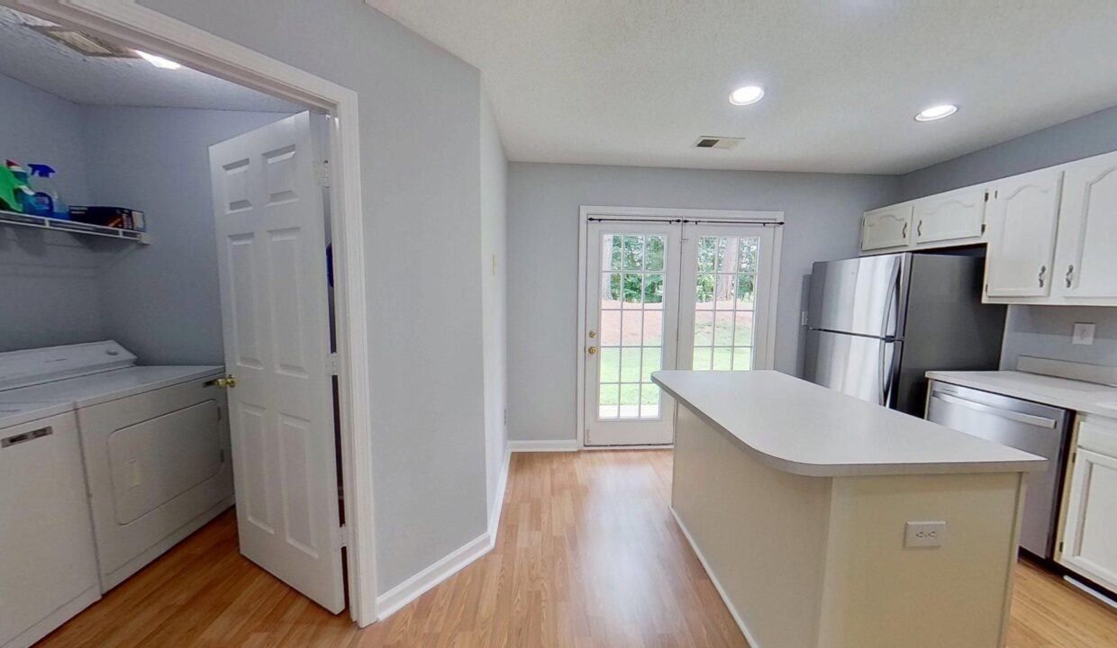 12631-Tucker-Crossing-Lane-Charlotte-NC-28273-11