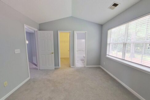 12631-Tucker-Crossing-Lane-Charlotte-NC-28273-32