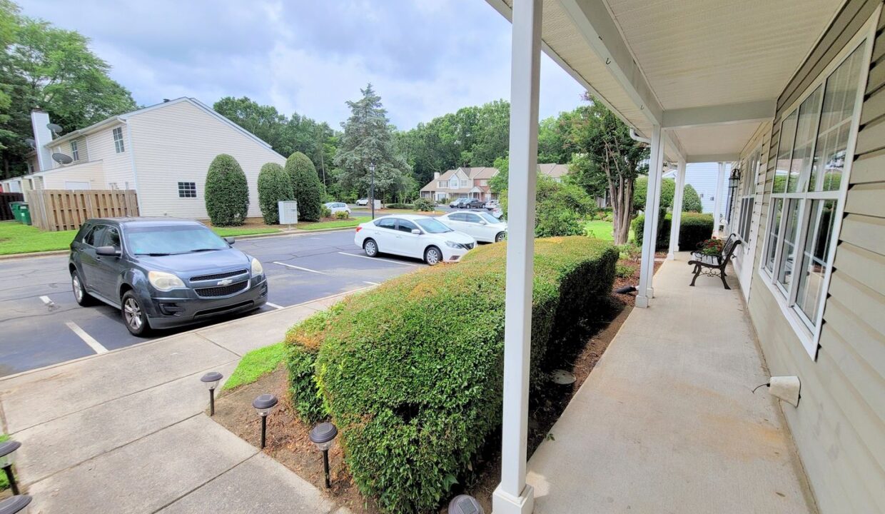 12631-Tucker-Crossing-Lane-Charlotte-NC-28273-4