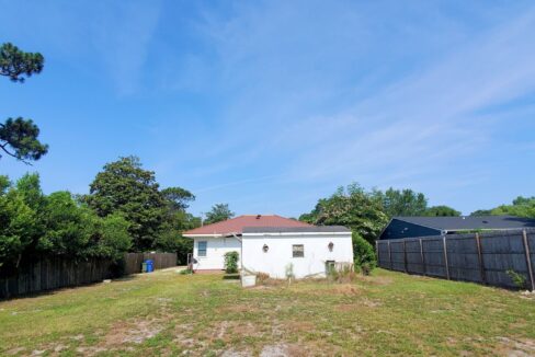 210-Oak-Crest-Dr-Wilmington-NC-28403-10