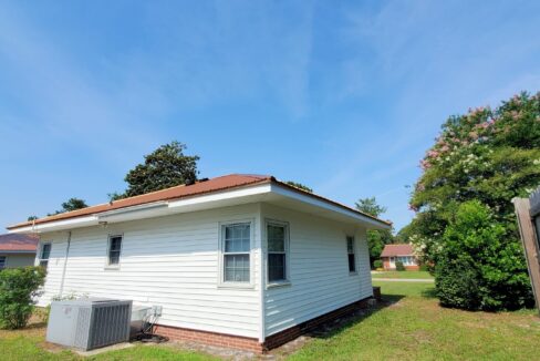 210-Oak-Crest-Dr-Wilmington-NC-28403-16