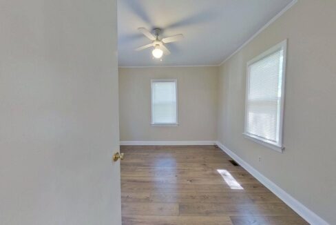 2256-Lake-Shore-Dr-Unit-1-Wilmington-NC-28401-23