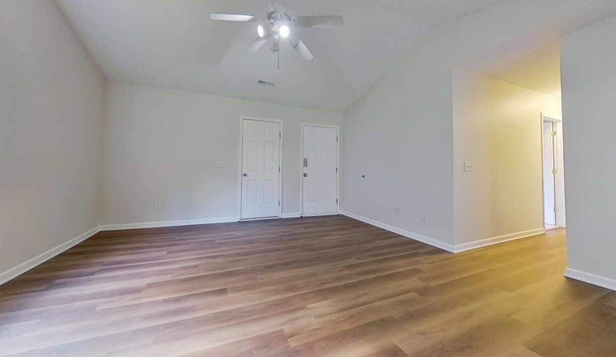2465-Stratford-Crossing-Dr-Winston-Salem-NC-27103-18